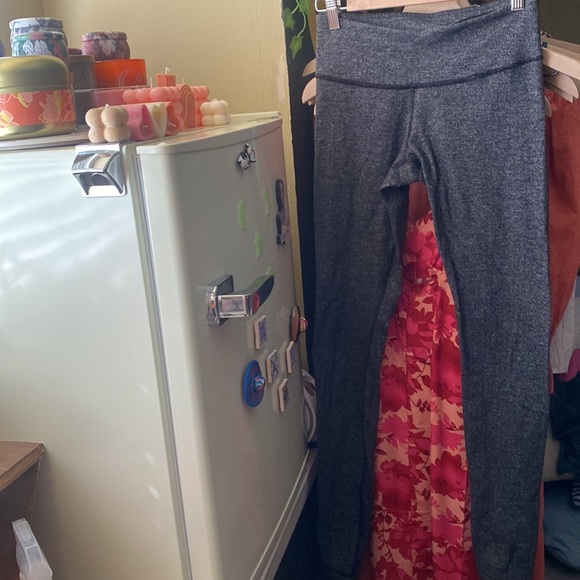 Lululemon leggings - Picture 1 of 6